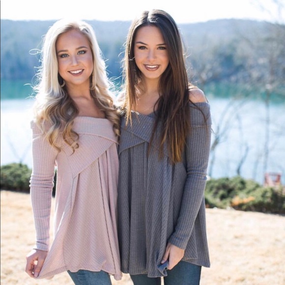 Boutique off the shoulder waffle knit top - Picture 3 of 4